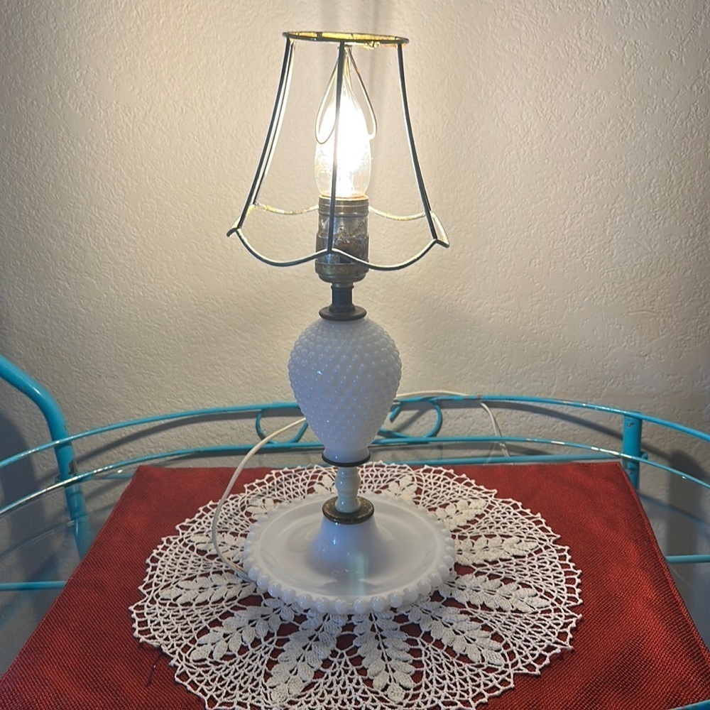Antique small lamp. Does work. Showing cord and lamp in pics. Sold as is